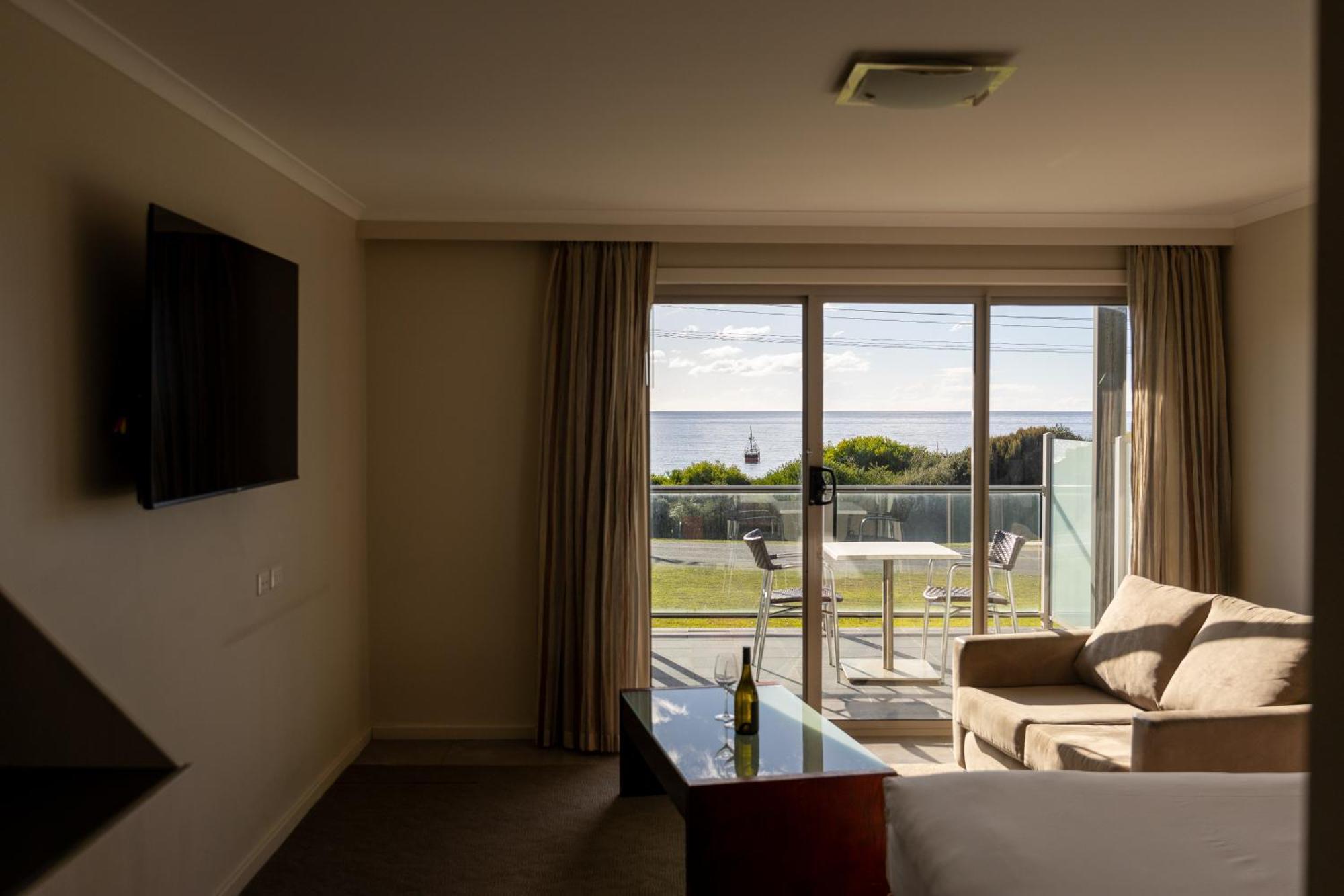 Beachfront Бичено Экстерьер фото